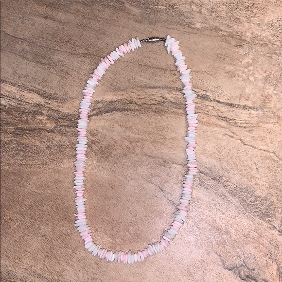 Jewelry - puka shell necklace